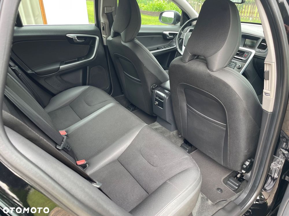 Volvo V60 - 18