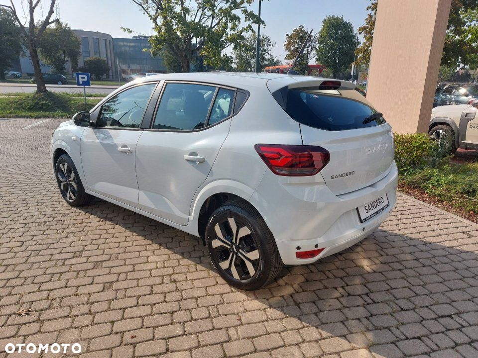 Dacia Sandero - 7