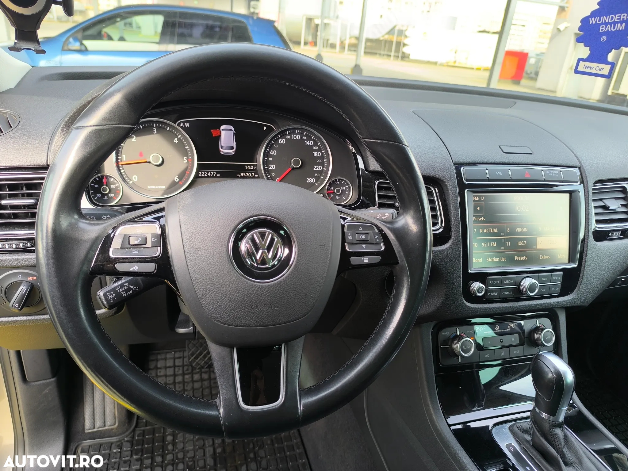 Volkswagen Touareg 3.0 V6 TDI BMT - 12