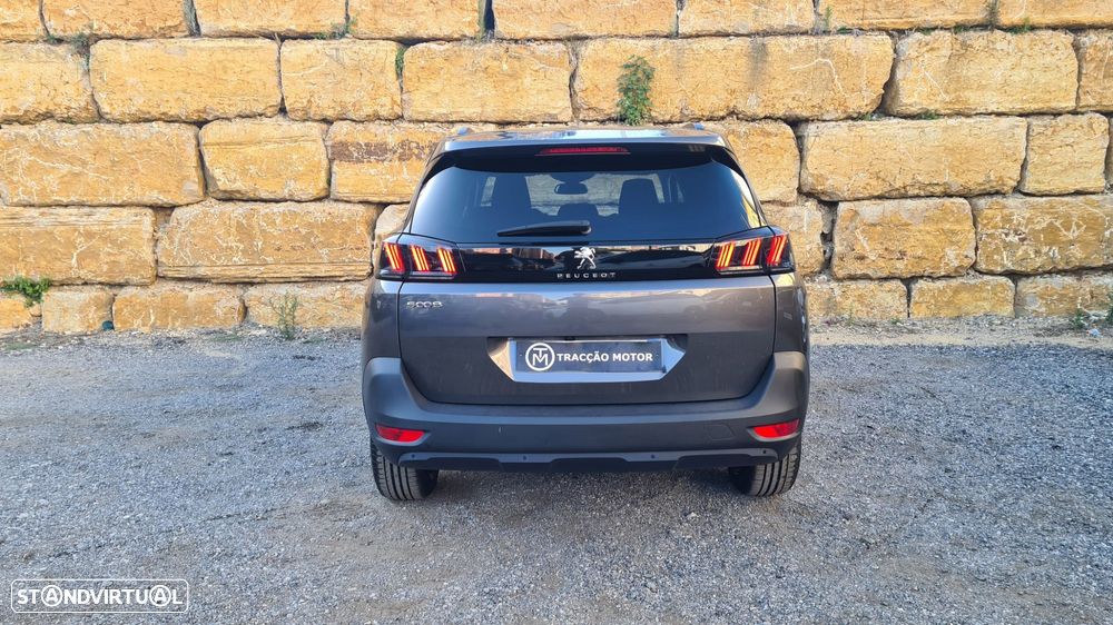 Peugeot 5008 - 6