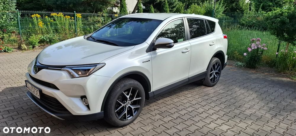 Toyota RAV4 - 1