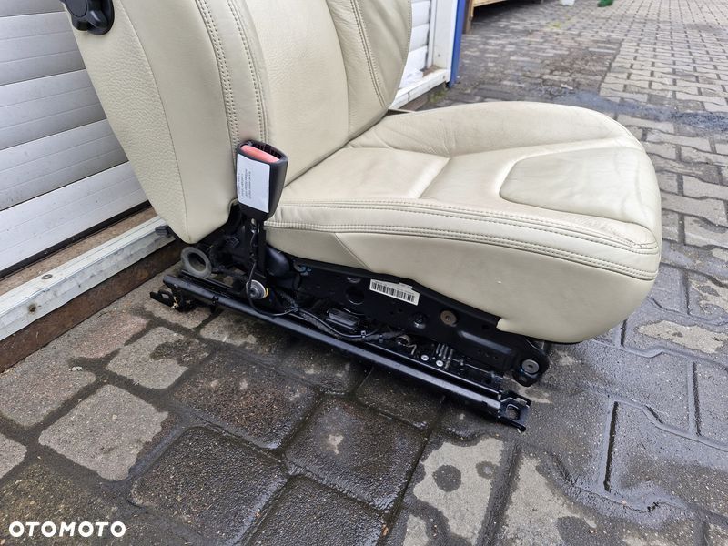 volvo s60 2 ii fotel kierowcy lewy przód przedni skóra jasna uk - 8