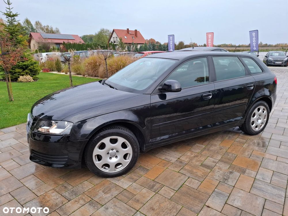 Audi A3 Sportback 1.6 Ambiente - 9