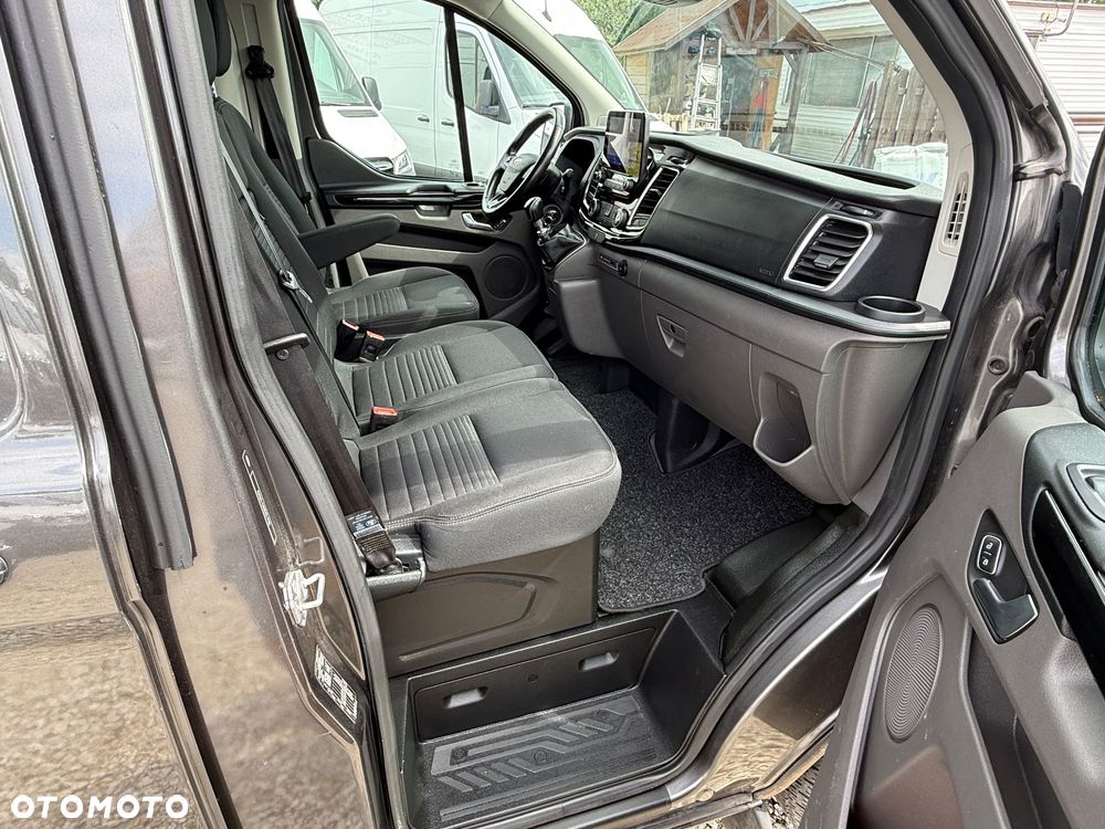 Ford 2022/TRANSIT CUSTOM LIMITED L2H1/170KM/Navi/Klima/Kamera/Grzane fotele/PDC przód i tył/Grzana szyba/ - 17