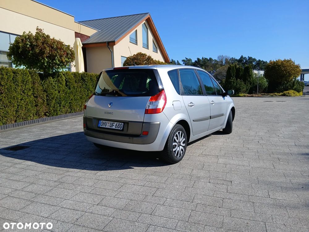 Renault Scenic 1.6 16V Authentique Dynamique - 10
