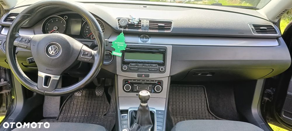 Volkswagen Passat 2.0 TSI Comfortline - 5