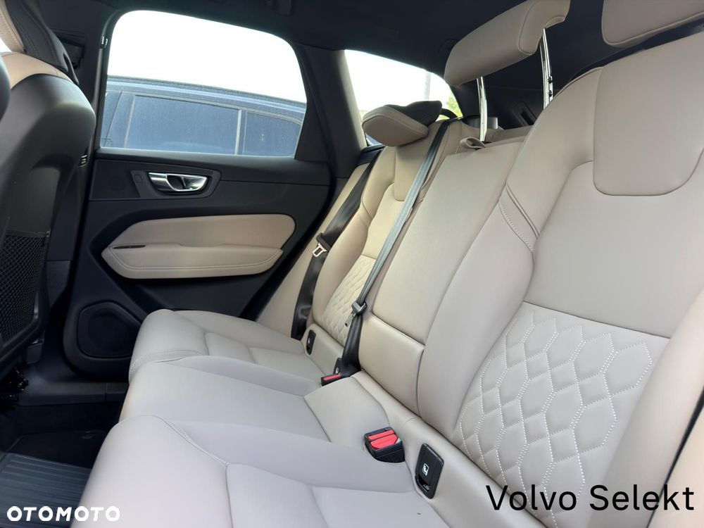 Volvo XC 60 - 36