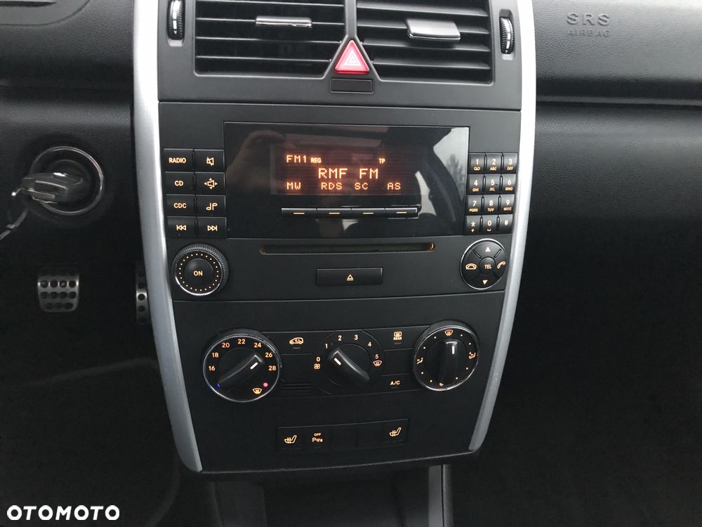 Mercedes-Benz Klasa A 200 Avantgarde Special Edition - 36