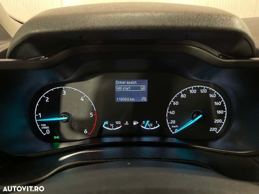 Ford Transit Connect - 18