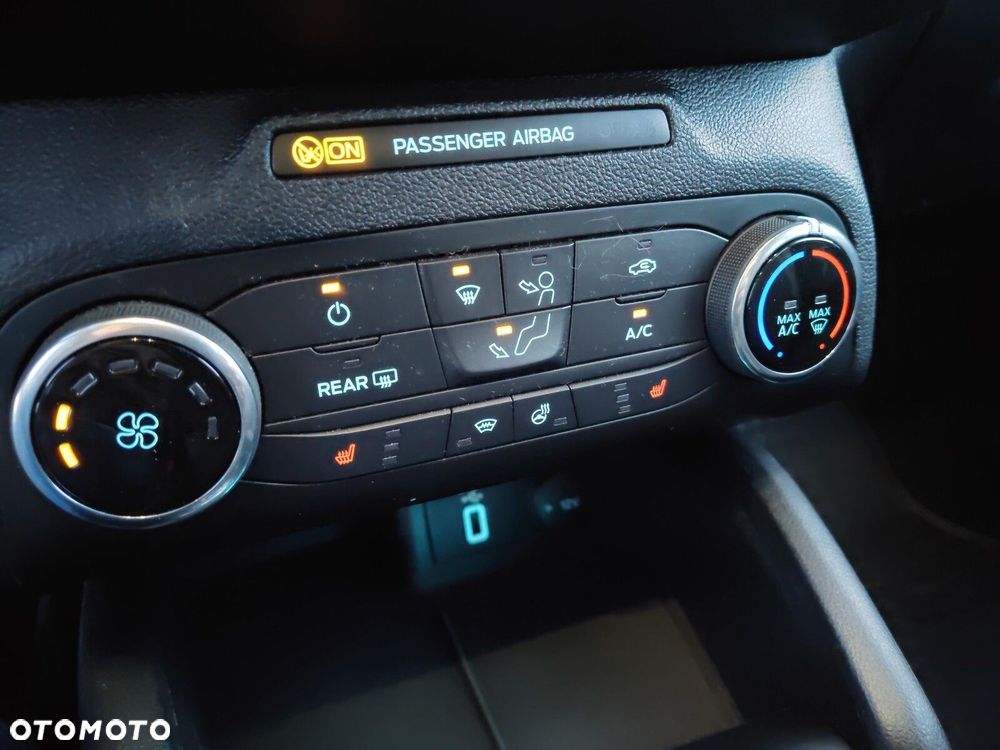 Ford Focus - 22