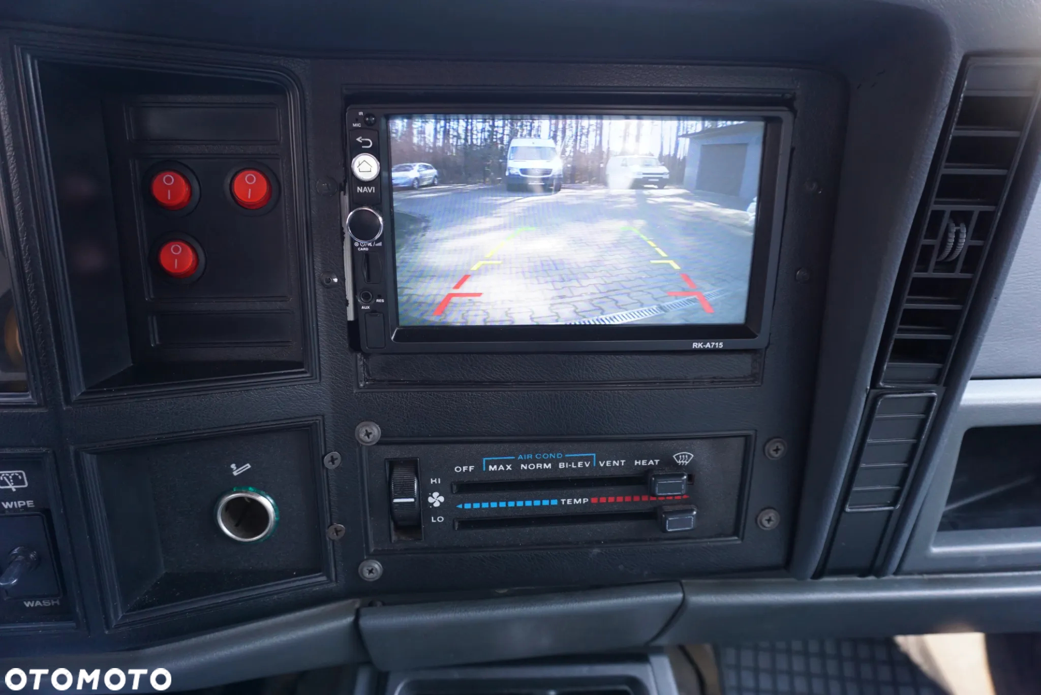 Jeep Cherokee - 15