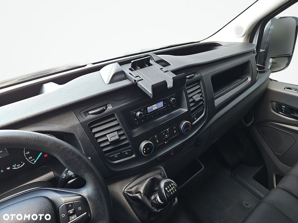 Ford Transit - 17