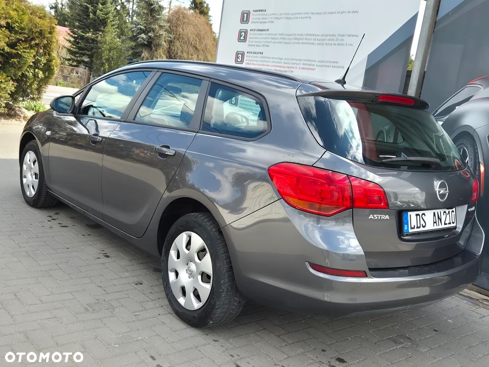 Opel Astra 1.4 Selection - 11