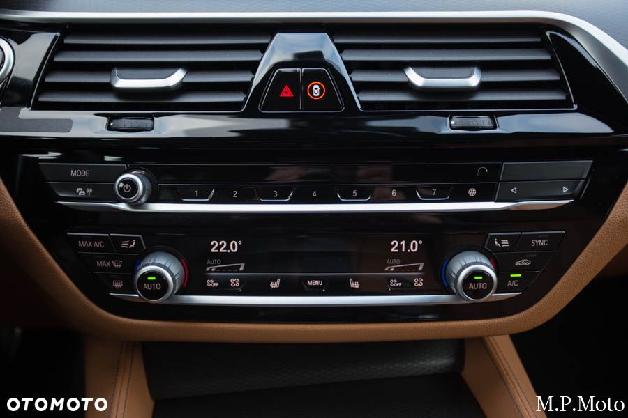 BMW Seria 5 520d M Sport Edition - 34