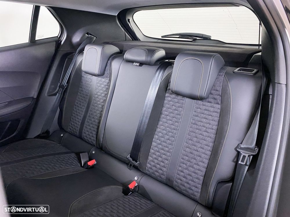 Peugeot e-2008 50 kWh Allure - 18