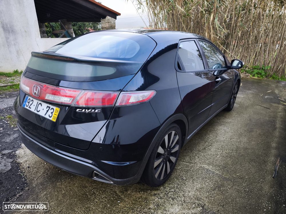Honda Civic 1.8 Elegance - 6