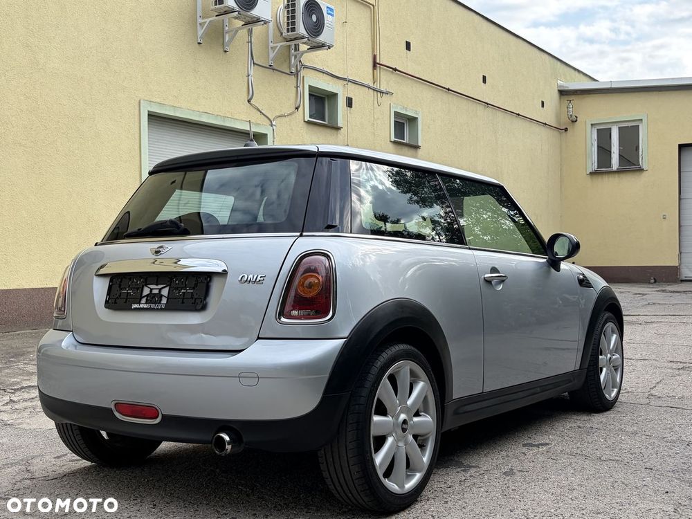 MINI ONE - 13