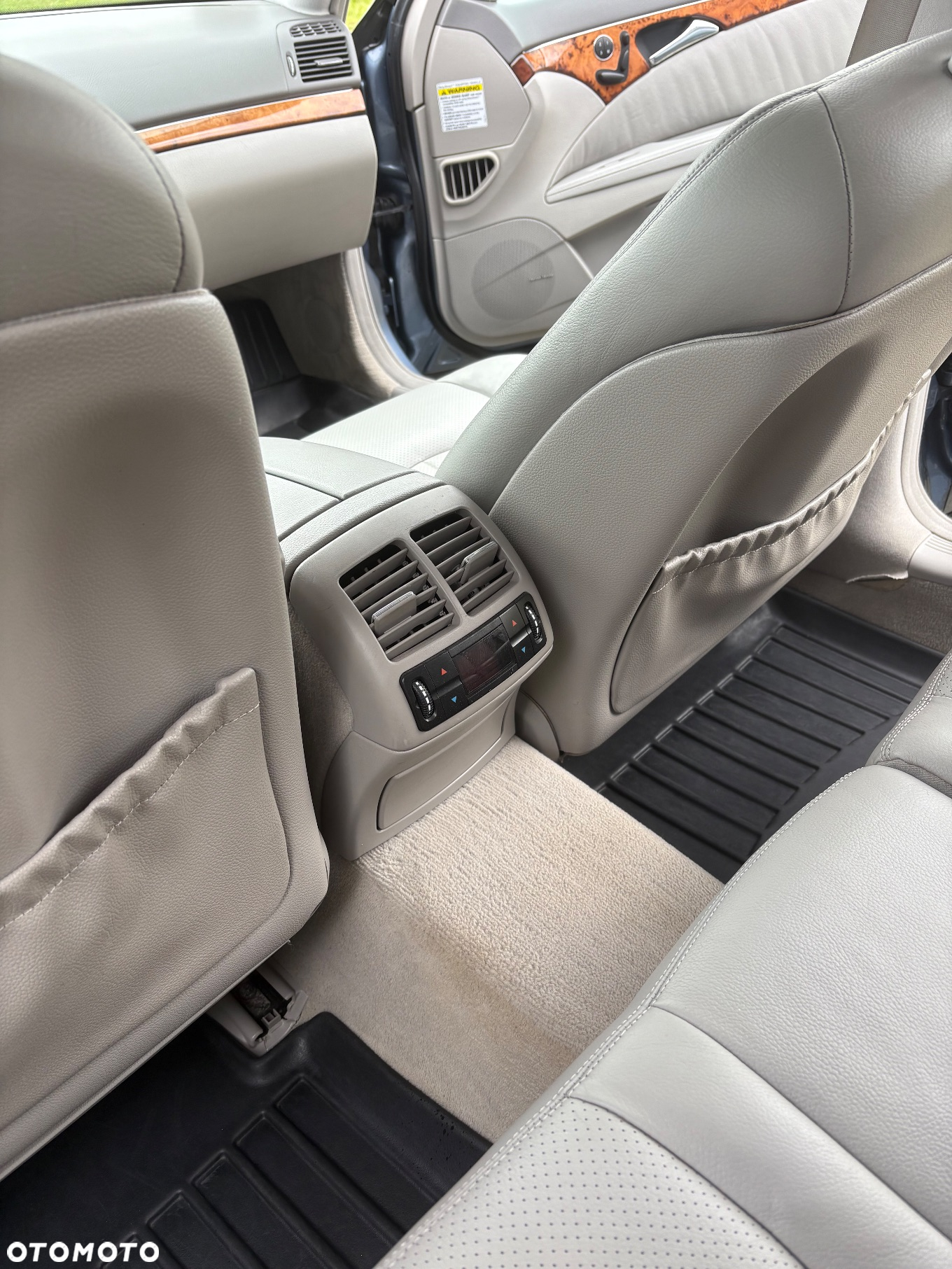 Mercedes-Benz Klasa E 500 4-Matic T Elegance - 20