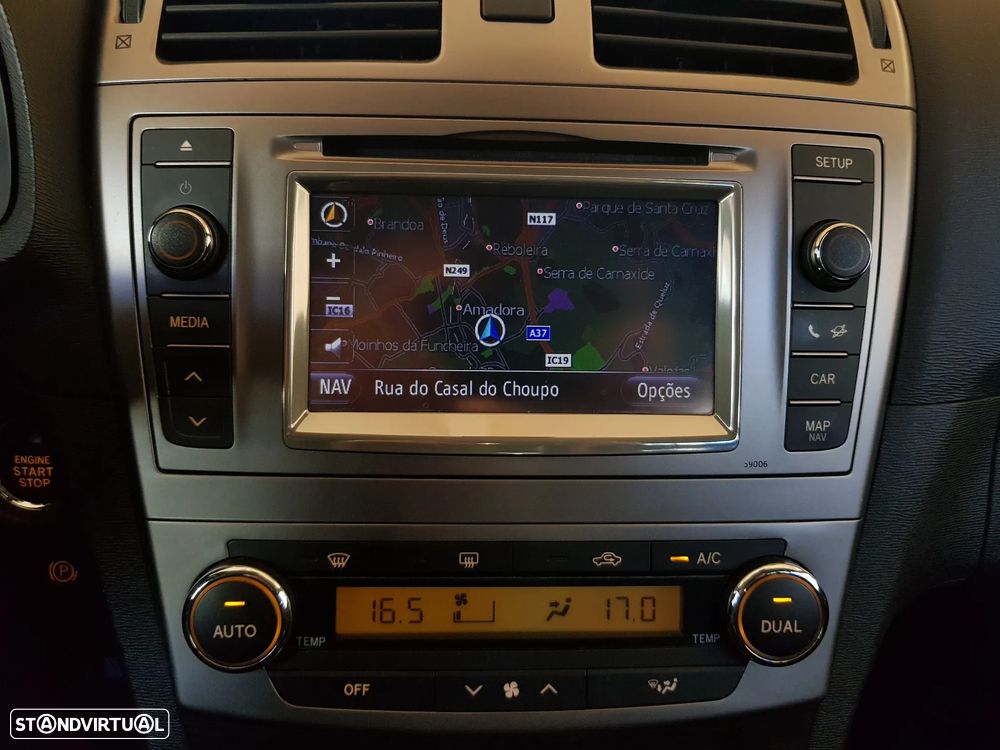 Toyota Avensis SW 2.0 D-4D Luxury+Navi - 20