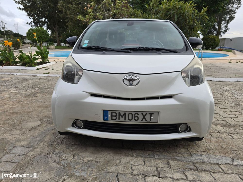 Toyota iQ 1.33 VVT-i 2 MultiDrive NAVI+Bluetooth - 3