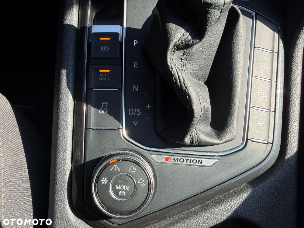 Volkswagen Tiguan Allspace 2.0 TDI SCR 4Motion DSG Life - 15