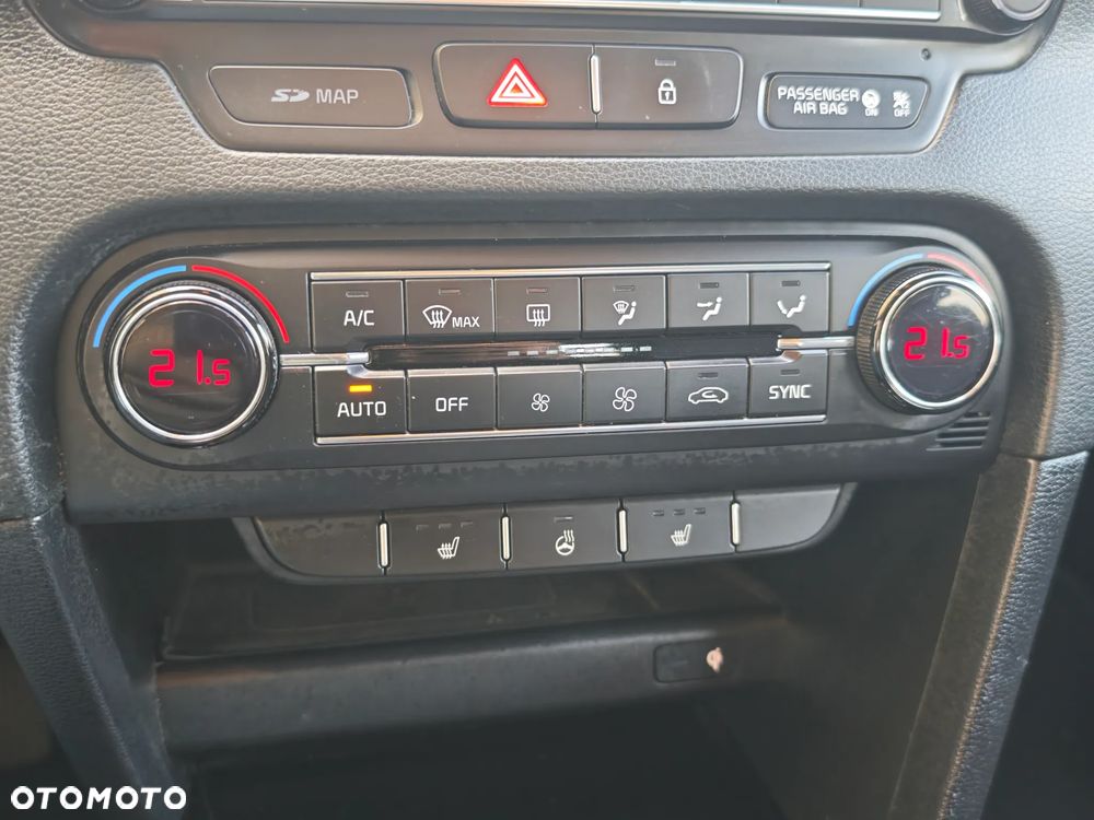 Kia Ceed 1.4 T-GDI OPF Platinum Edition - 33