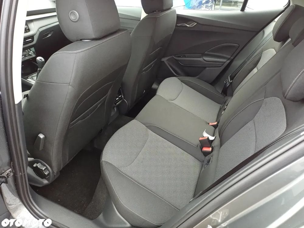 Skoda Fabia 1.0 TSI Drive - 19