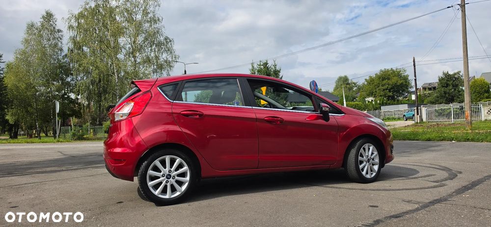 Ford Fiesta 1.0 EcoBoost S&S TITANIUM - 6