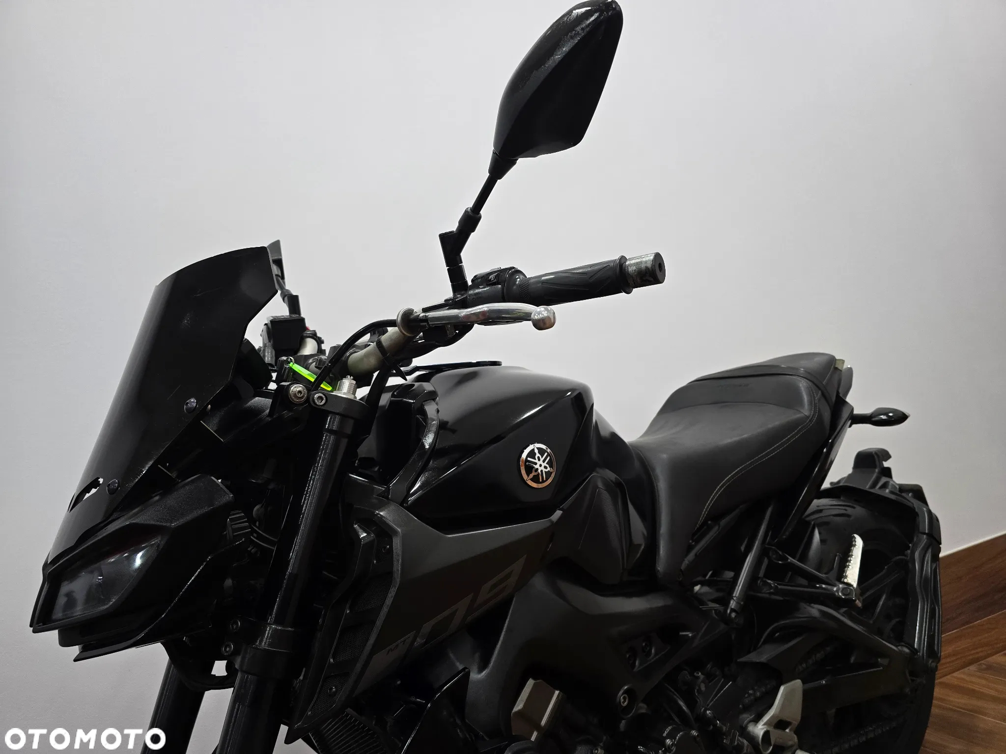 Yamaha MT - 19