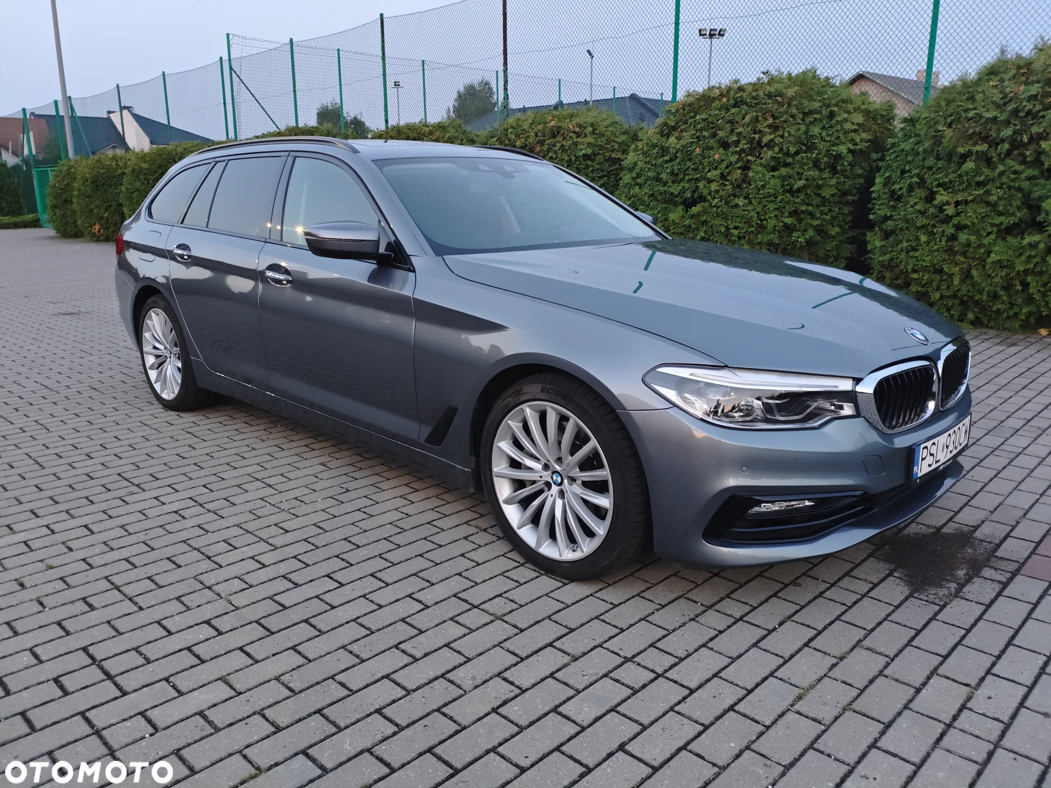 BMW Seria 5 530d xDrive Touring Sport Line - 7