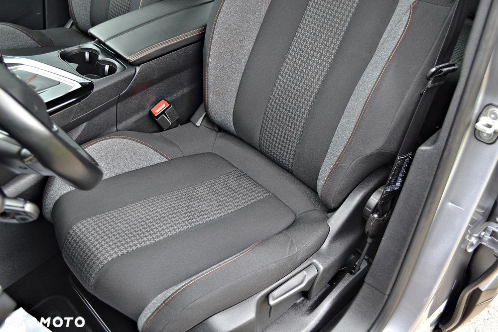 Peugeot 5008 1.2 PureTech Active S&S - 22