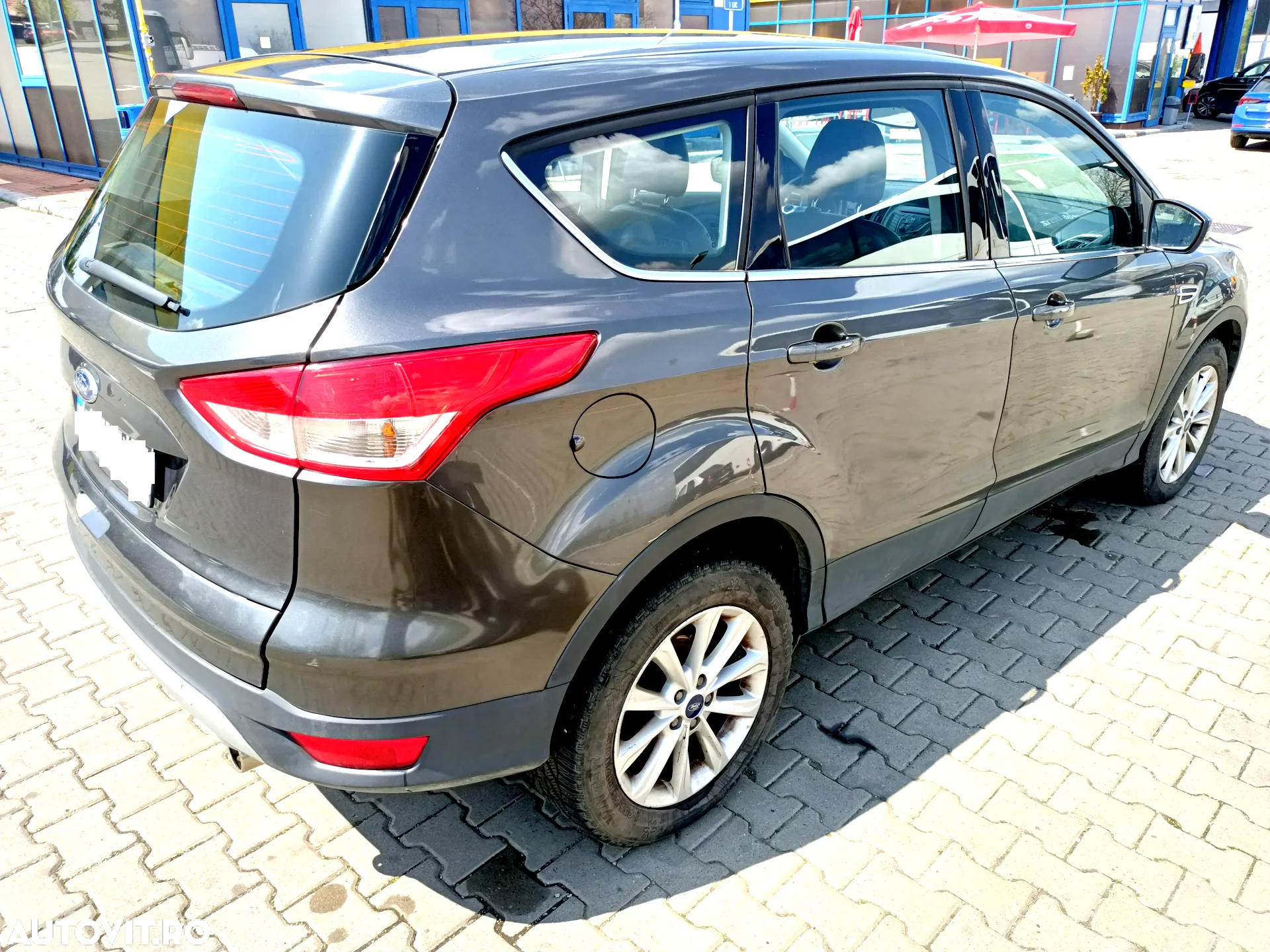 Ford Kuga 2.0 TDCi 2WD Titanium - 7