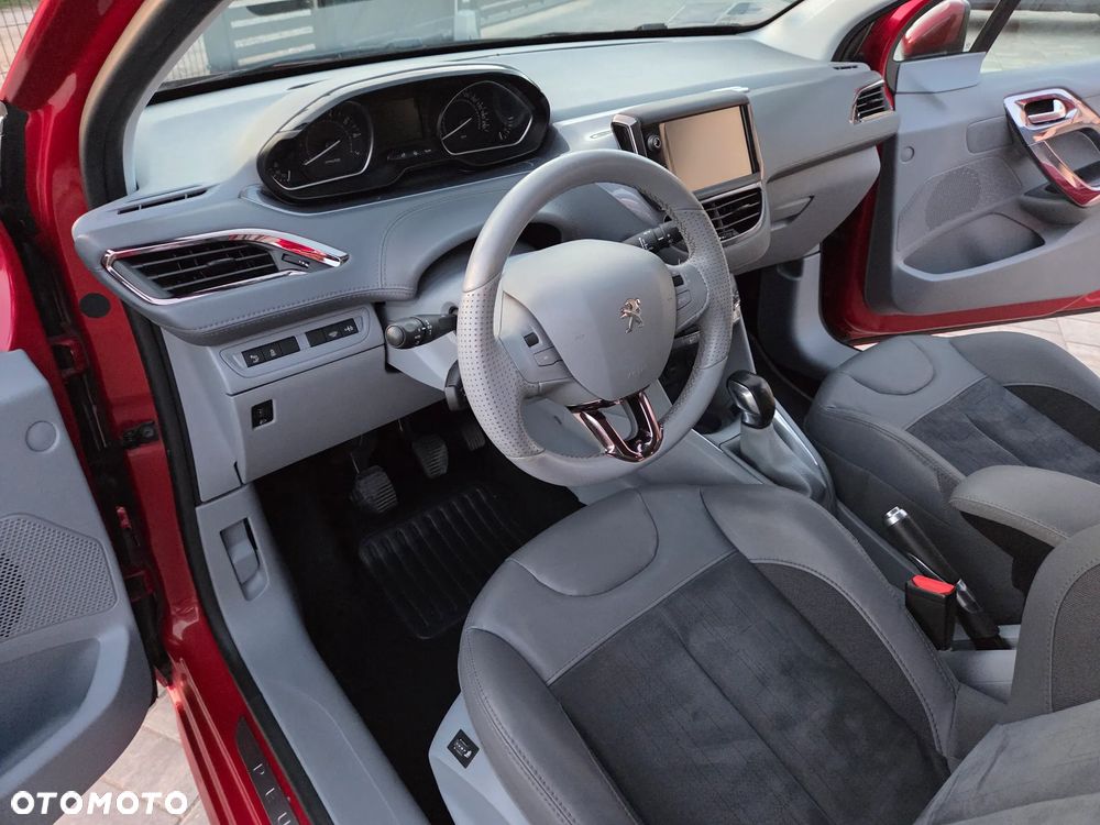 Peugeot 208 - 31