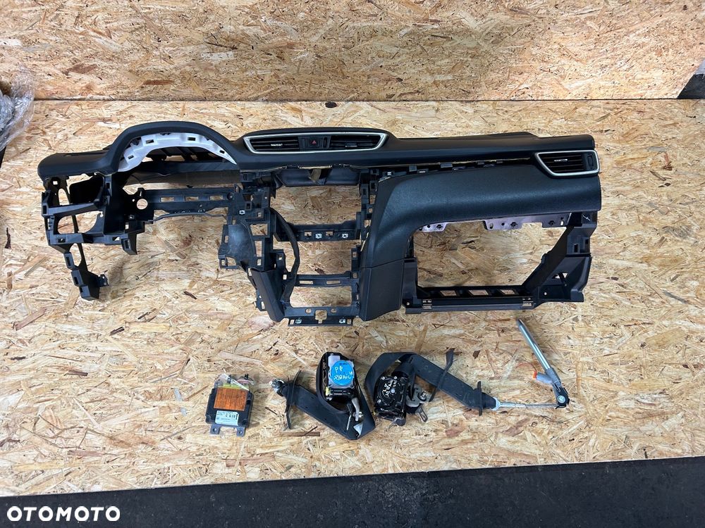 Nissan X-trail III T32 konsola deska rozdzielcza 2014- pasy napinacze oryginał poduszka powietrzna - 1