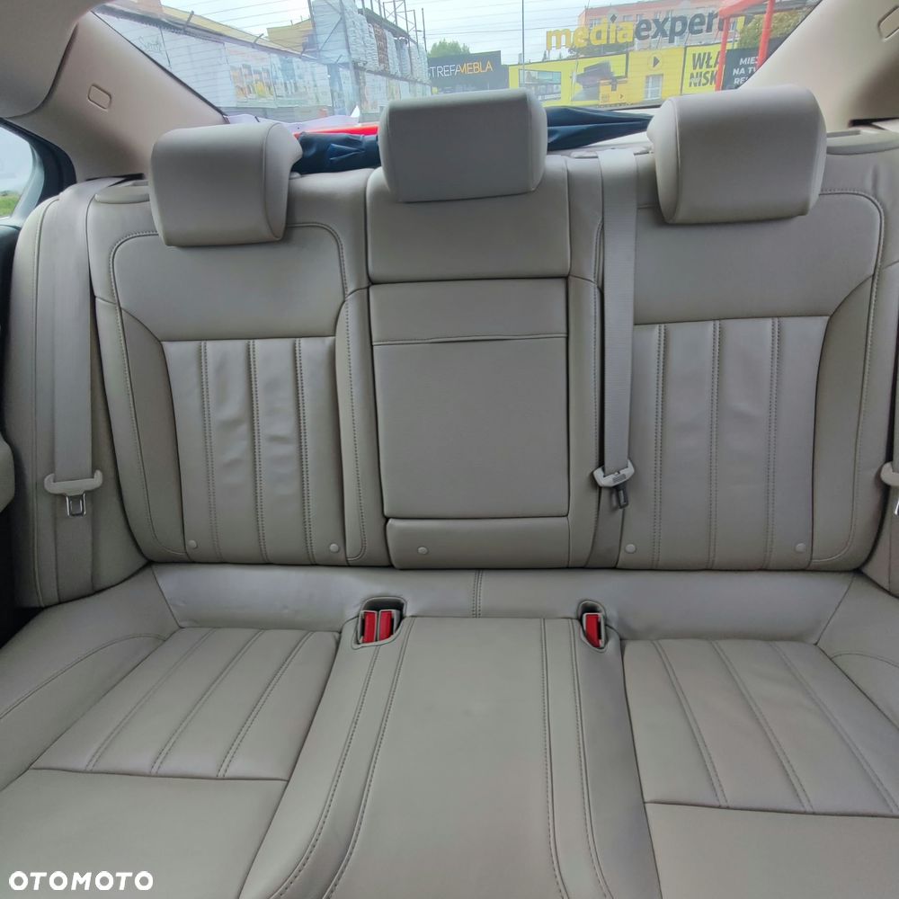 Opel Insignia - 22
