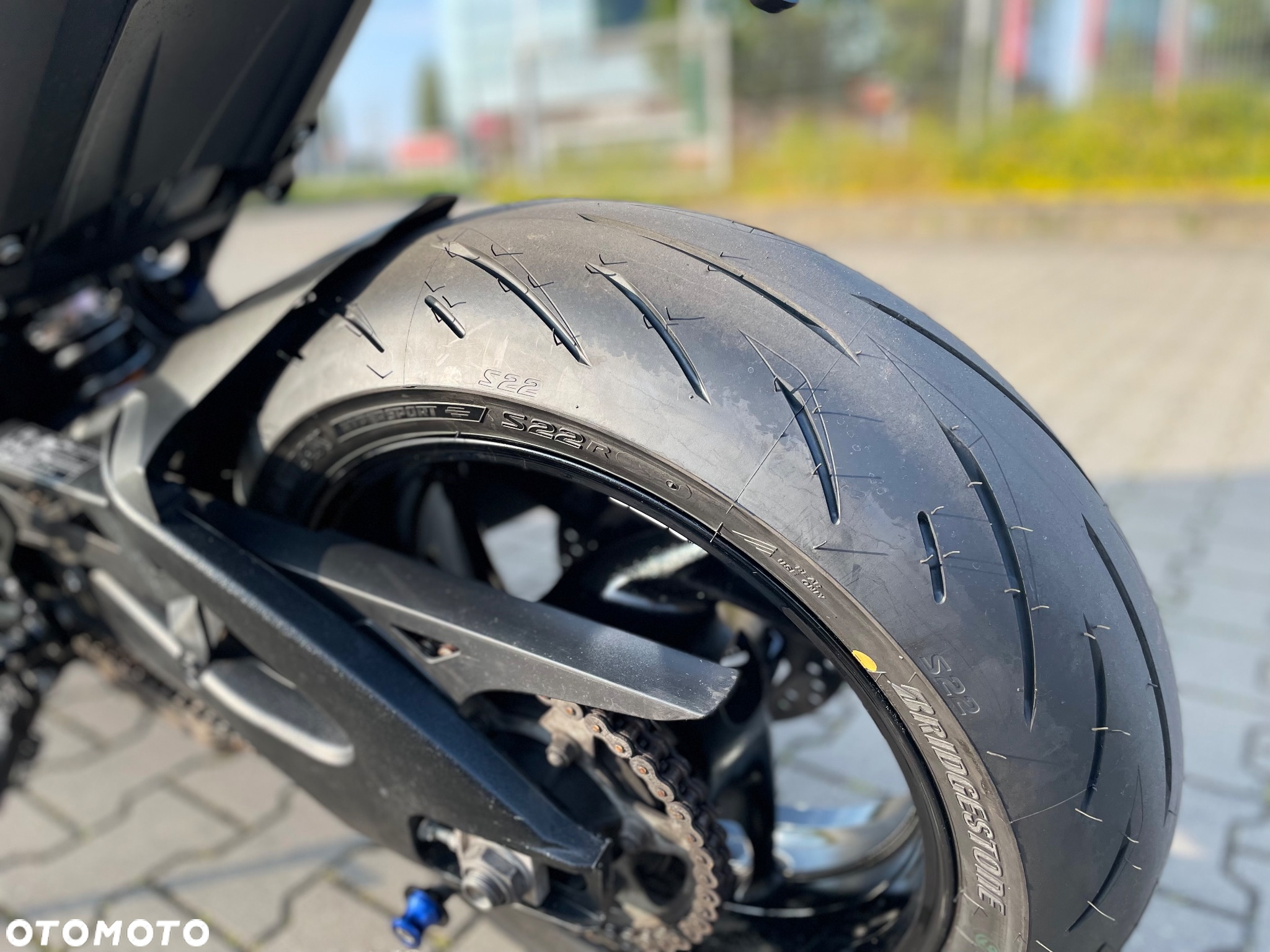 Suzuki GSX 1000 - 9
