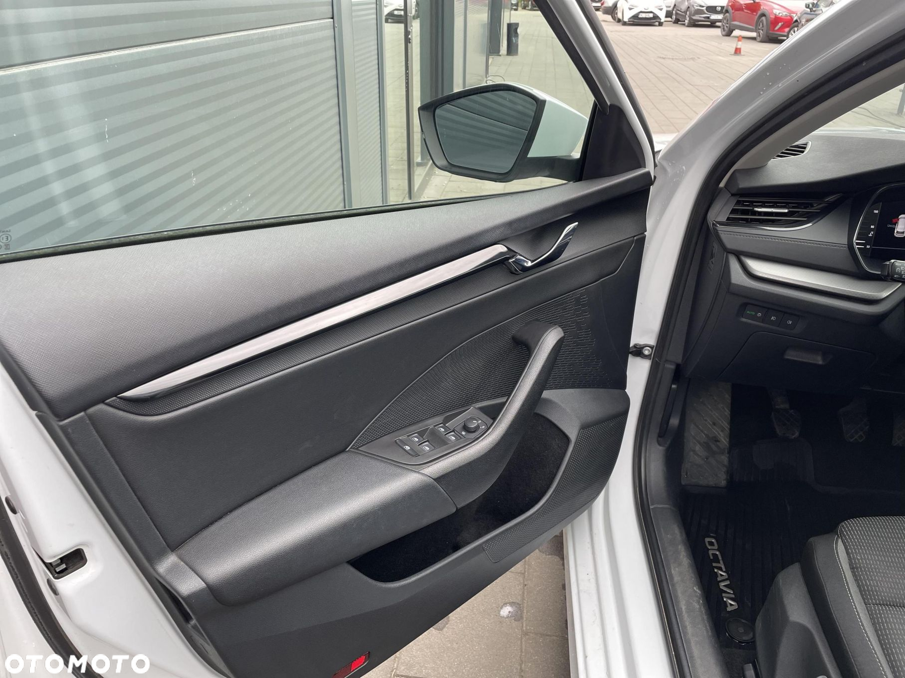 Skoda Octavia 1.5 TSI ACT Ambition - 10