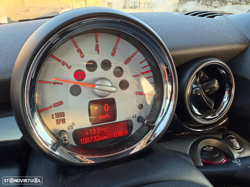 MINI 3 Portas One - 2