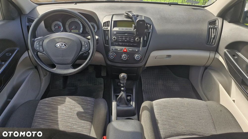 Kia Ceed 1.4 Comfort - 7