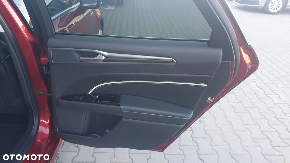 Ford Mondeo 2.0 EcoBlue Vignale - 12