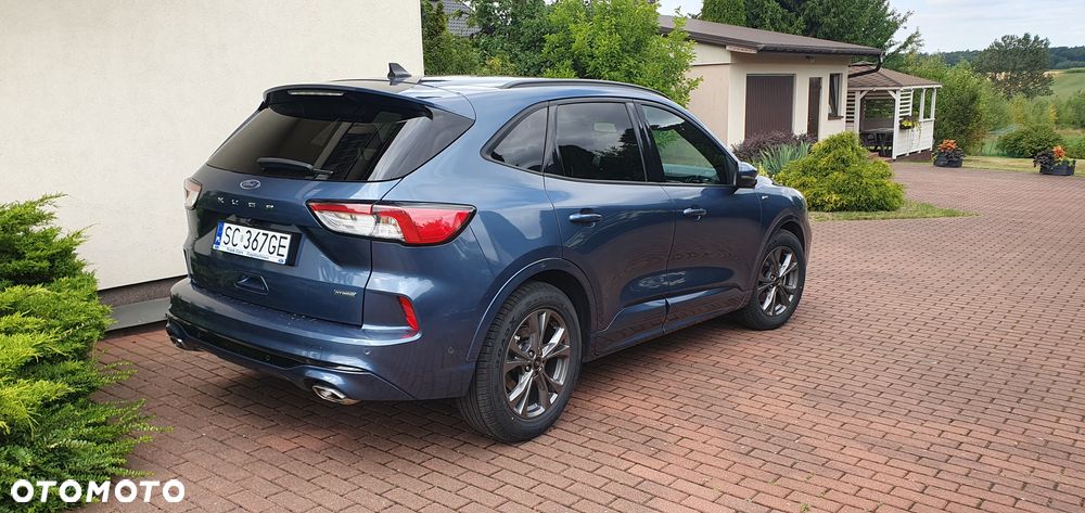 Ford Kuga - 1