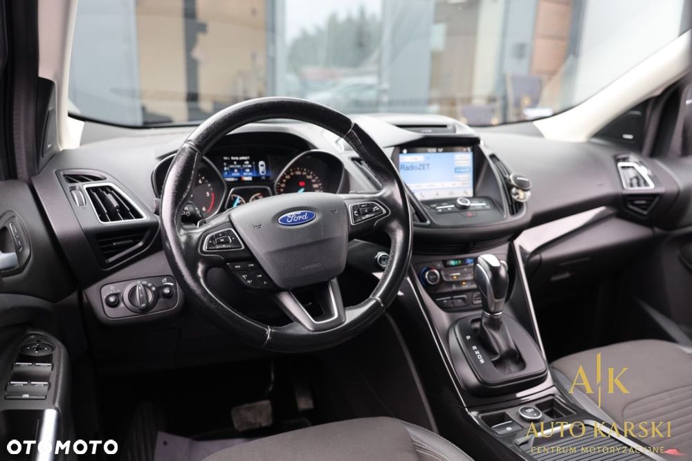 Ford Kuga - 38