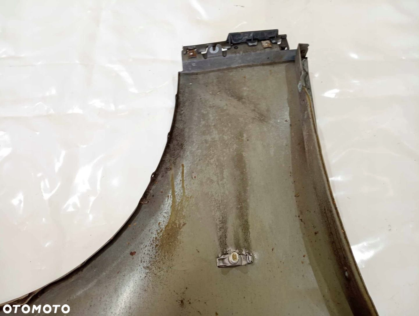 BMW E60 E61 błotnik lewy przód przedni A52/7 - 12