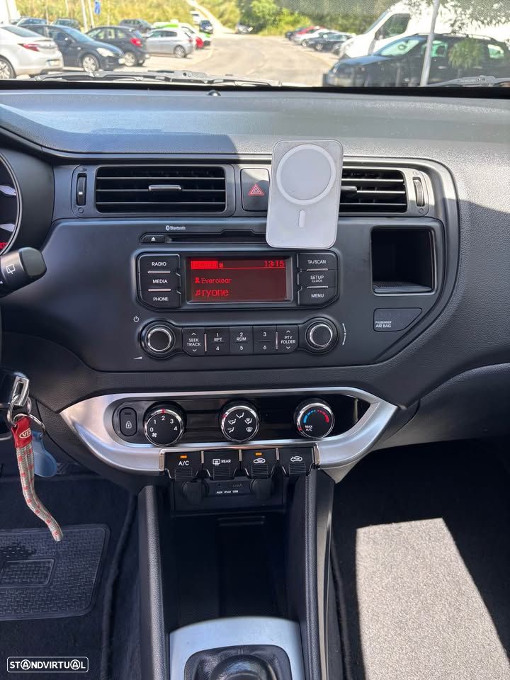 Kia Rio 1.1 CRDi - 5
