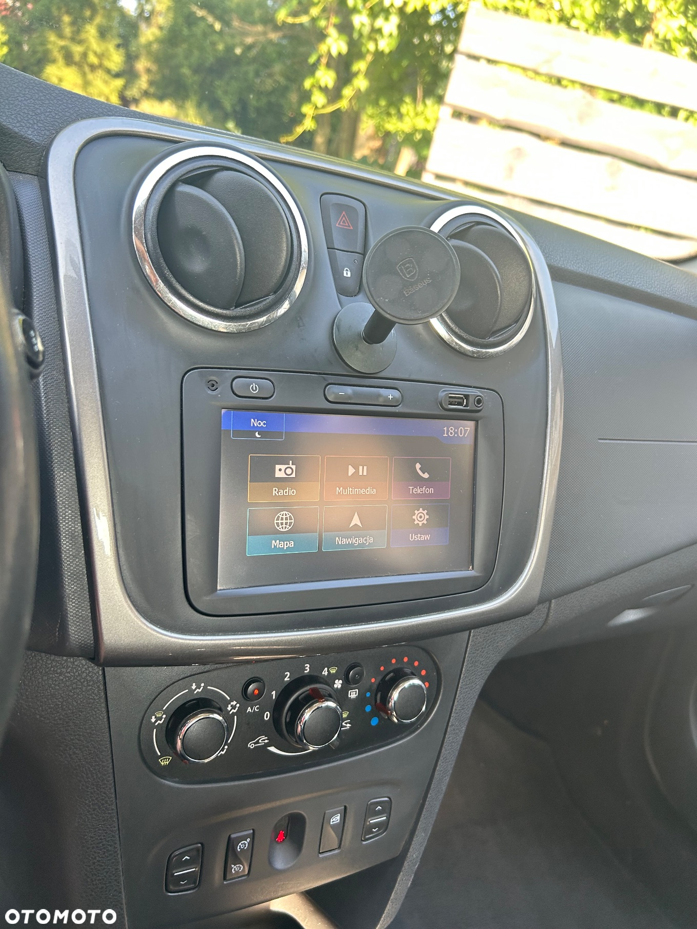 Dacia Sandero 1.5 dCi Laureate S&S EU6 - 12