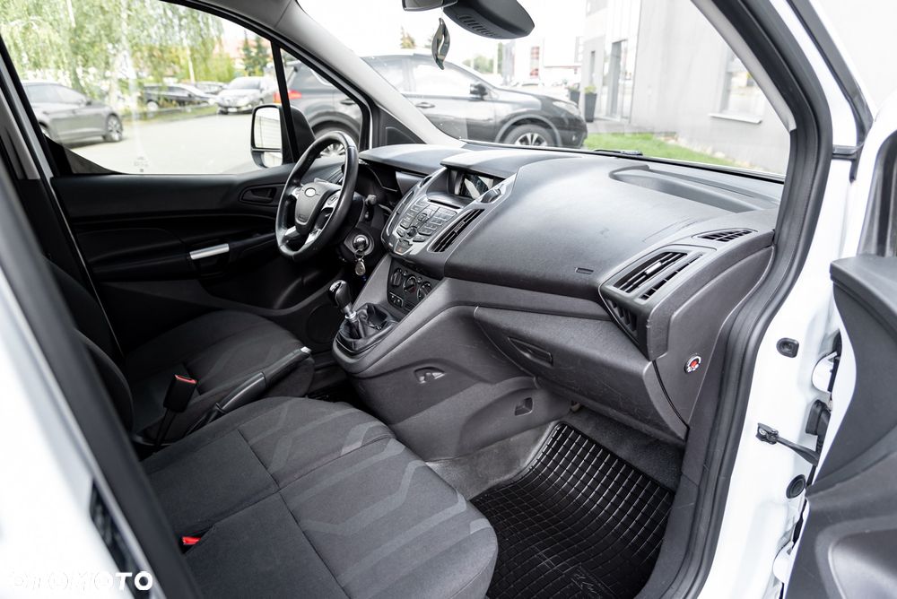 Ford Transit Connect - 21