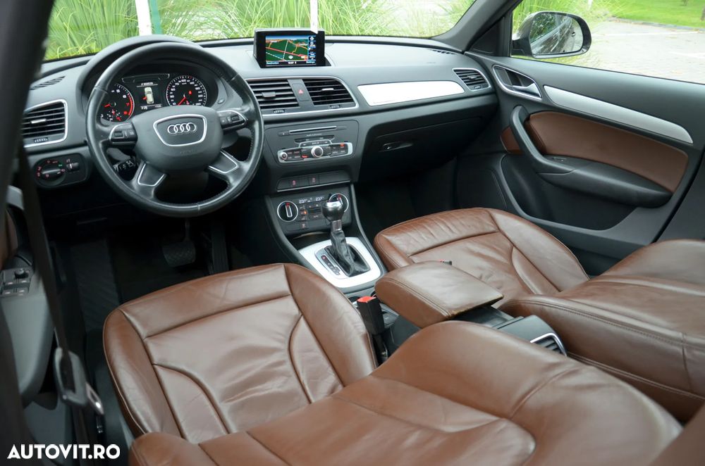 Audi Q3 2.0 TFSI Quattro Stronic Design - 4