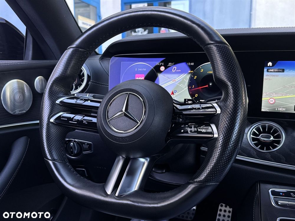 Mercedes-Benz Klasa E - 9