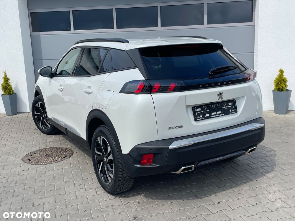 Peugeot 2008 PureTech 130 EAT8 Allure - 3