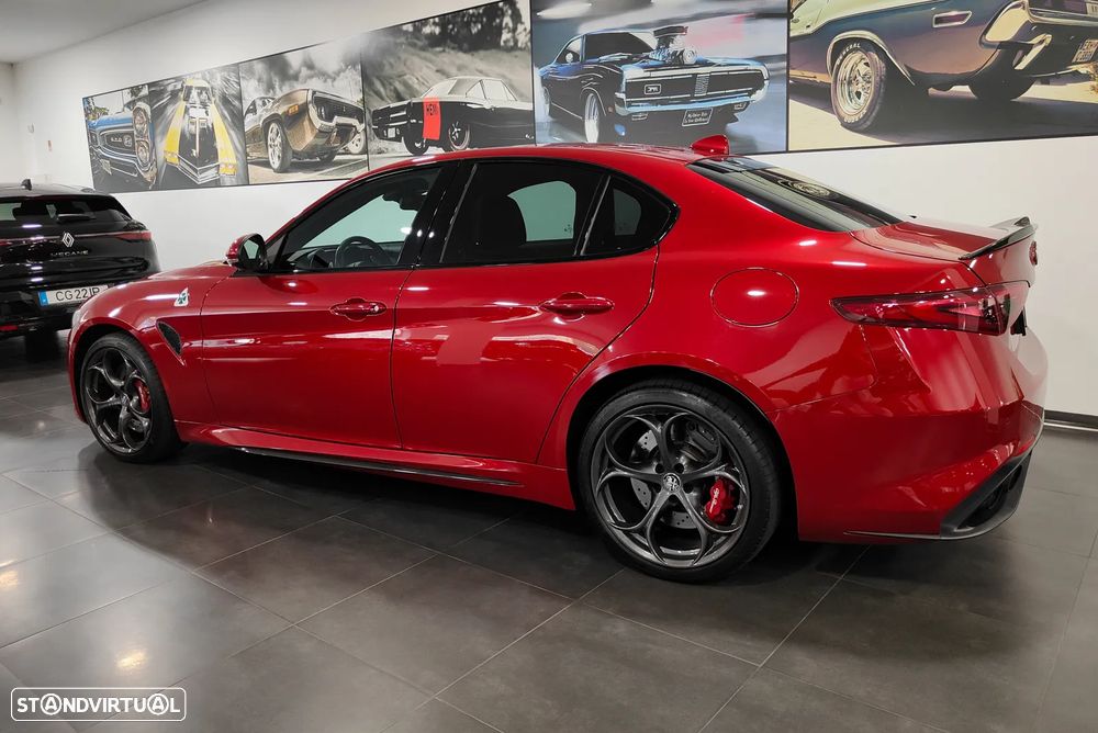 Alfa Romeo Giulia 2.9 Bi-Turbo Quadrifoglio AT8 - 28